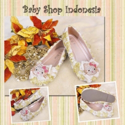 S093 Sepatu Hello Kitty Creme 145  large