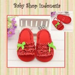 S722 Sepatu Sandal Prewalker Mothercarre Red Polkadot 70 copy  large